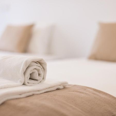 Mouraria Blue Three-Bedroom Apartment W/ Parking - By Lu Holidays Lisboa Ngoại thất bức ảnh