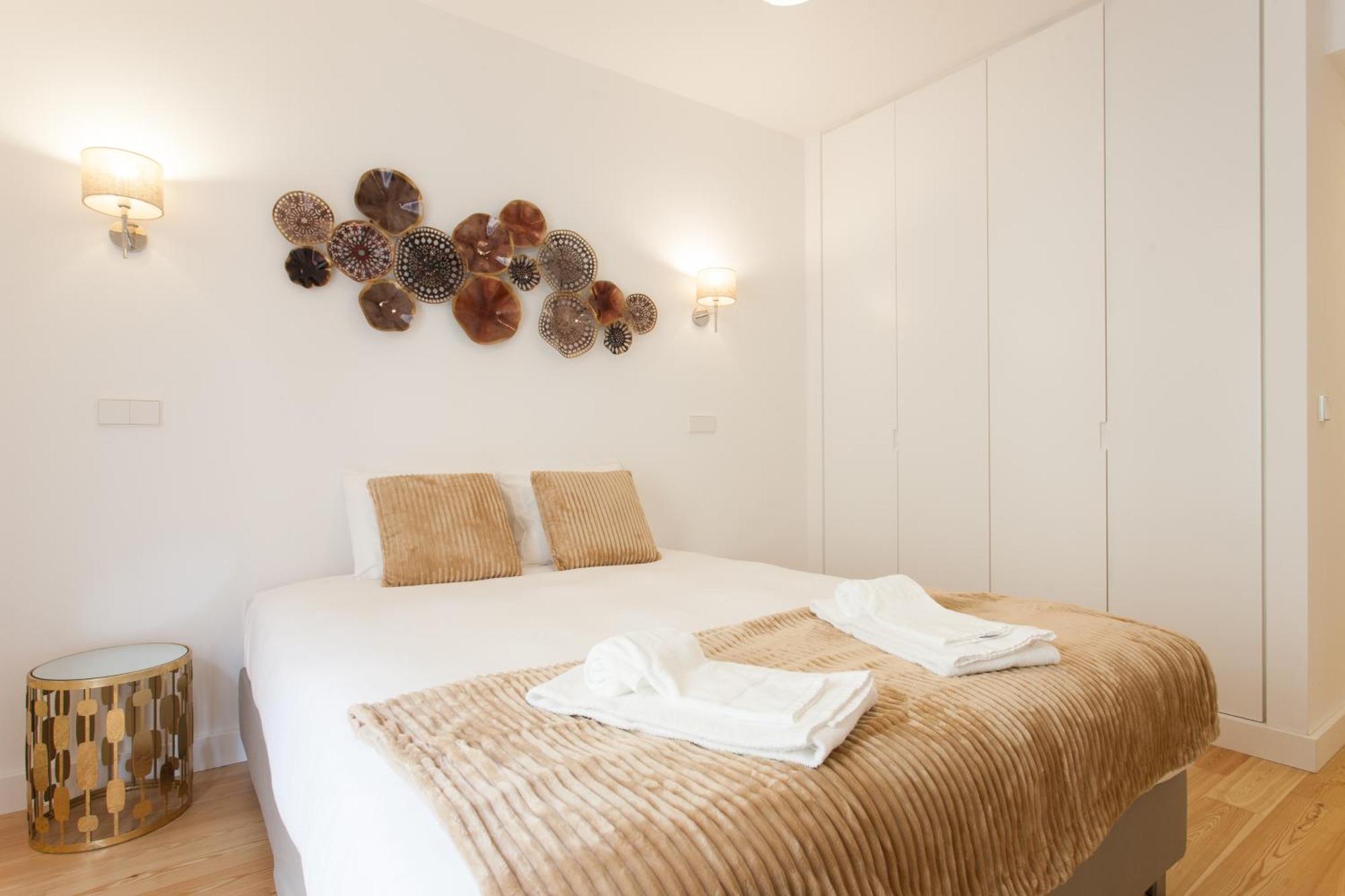 Mouraria Blue Three-Bedroom Apartment W/ Parking - By Lu Holidays Lisboa Ngoại thất bức ảnh